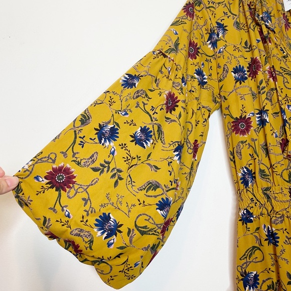 MISA Los Angeles Smocked Ruffle Floral Dress Size Large - Picture 3 of 5